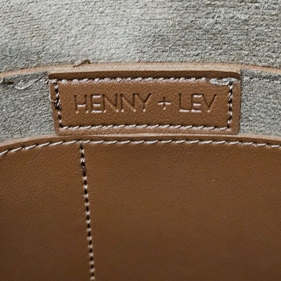 Henny + Lev DANIELLE New Vegan Leather Everyday 2-in-1 Tan Tote Shoulder Bag - Picture 4 of 12